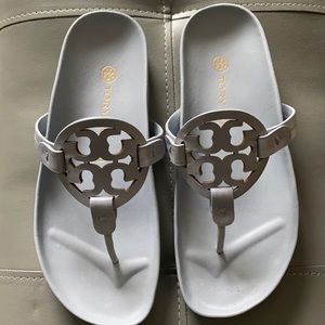 New Tory Burch Miller Cloud Sandals Blue size 5.5